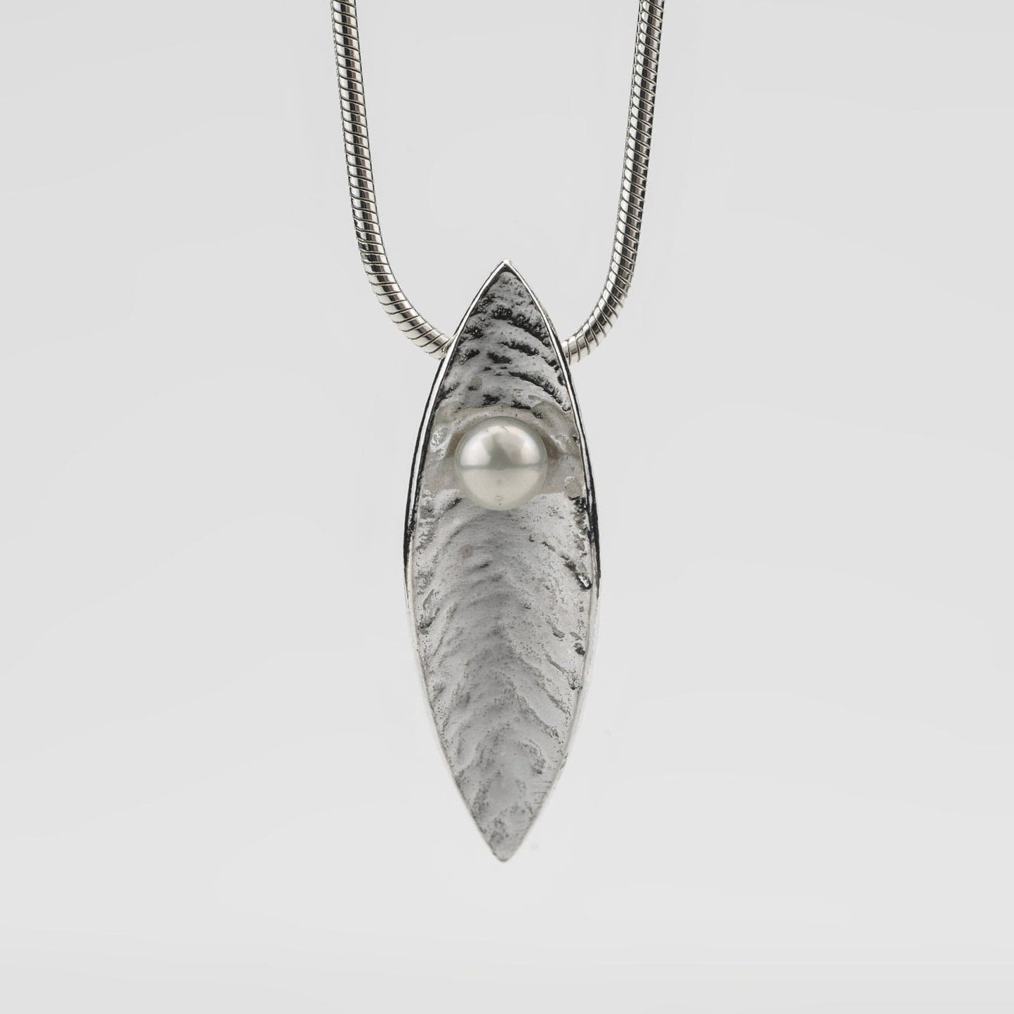 Martina Hamilton Leaf Sterling Silver and Fixed Pearl Pendant LFD3BK