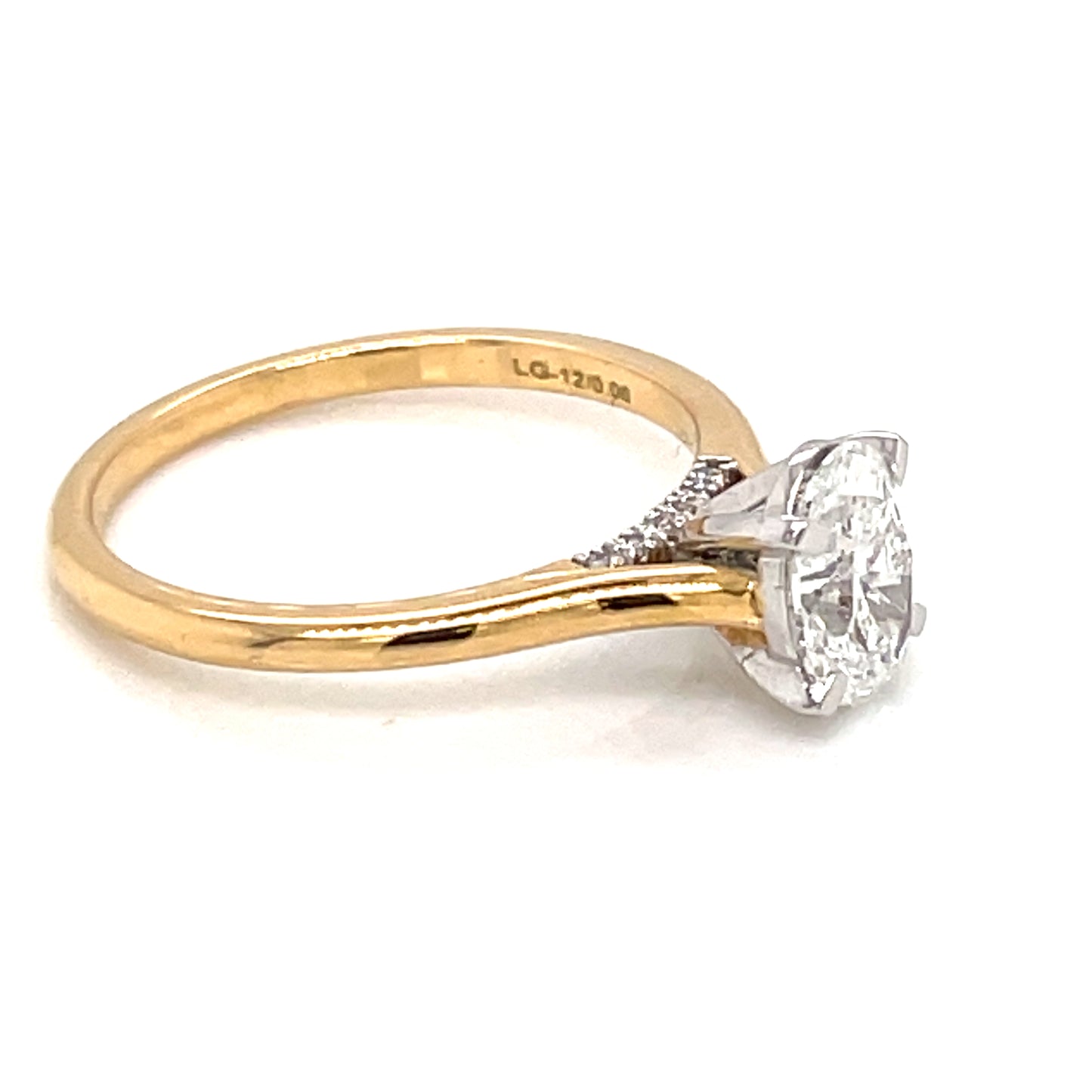 18ct Yellow Gold Lab Grown Oval 1.01ct Solitaire Diamond Ring MI/R-19