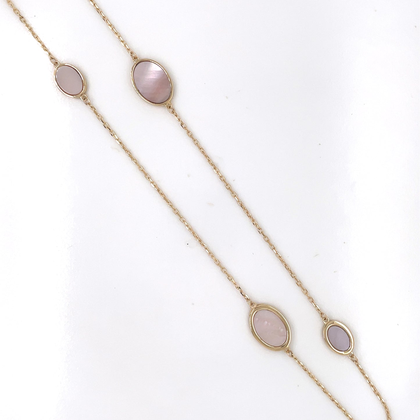 9ct Gold Pink Mother of Pearl Ovals Necklet GN190