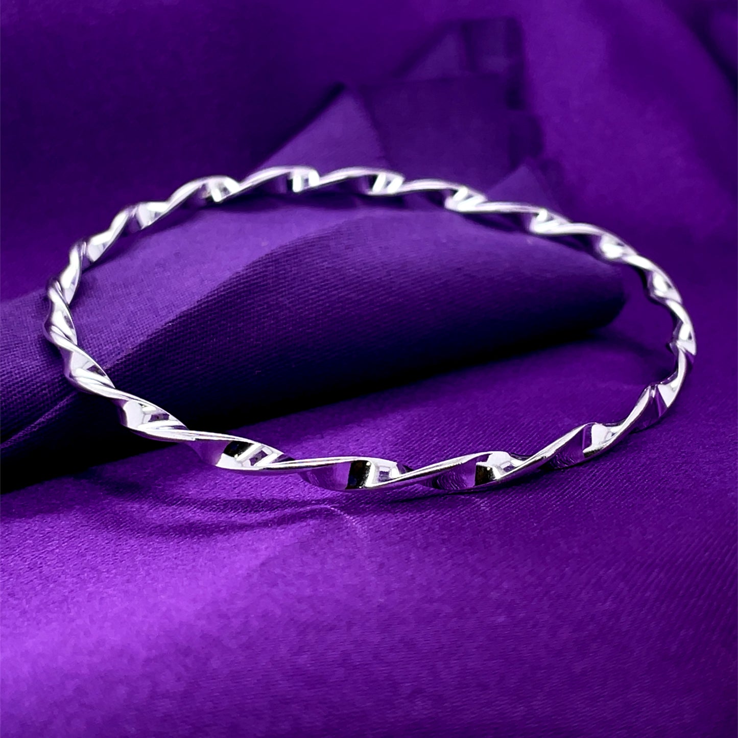 Sterling Silver 3mm Twist Bangle SCNB111