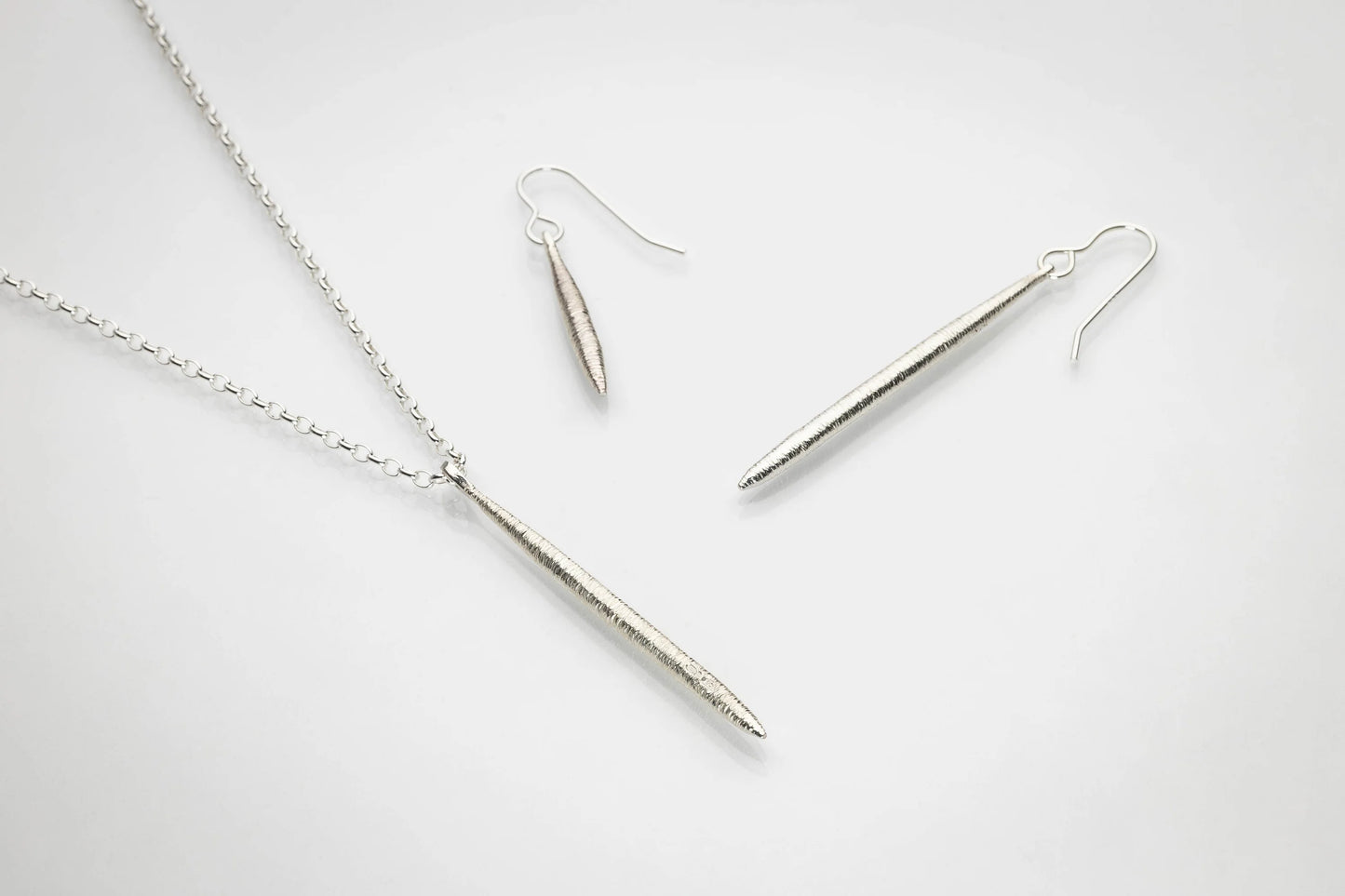 Martina Hamilton Síoda Sterling Silver Long Drop Pendant SOD3