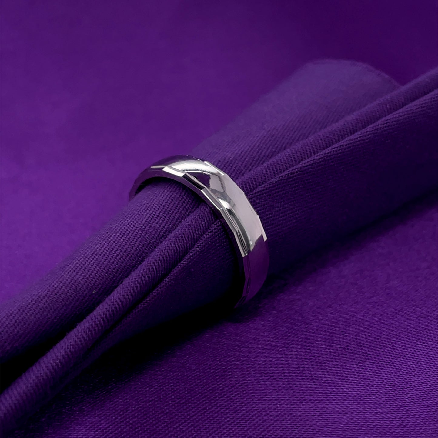 Sterling Silver Mens 5mm Court Wedding Ring Diamond-cut SR48