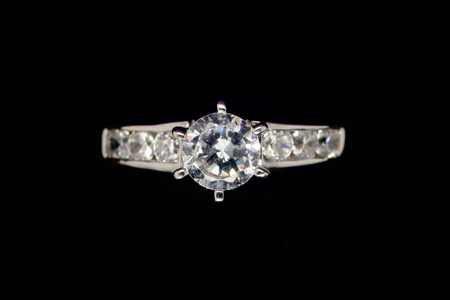 9ct White Gold Classic CZ Solitaire Ring WRZ019