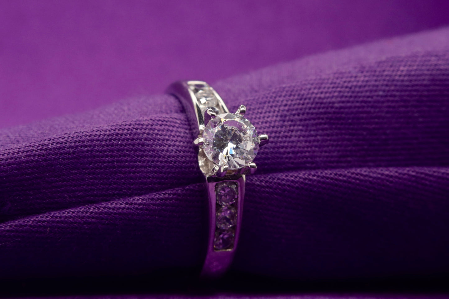 9ct White Gold Classic CZ Solitaire Ring WRZ019