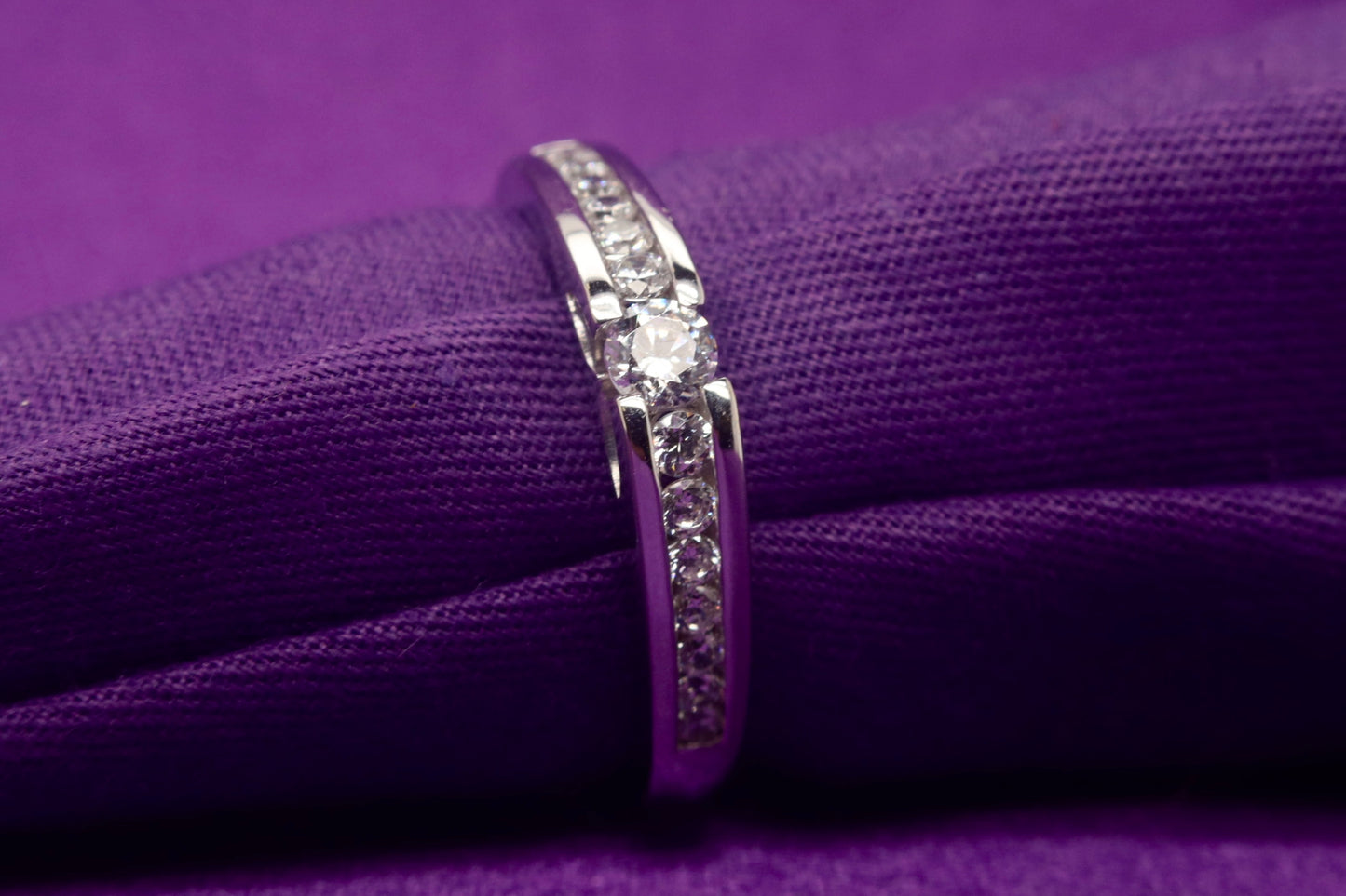 9ct White Gold Classic CZ Solitaire Ring WRZ034