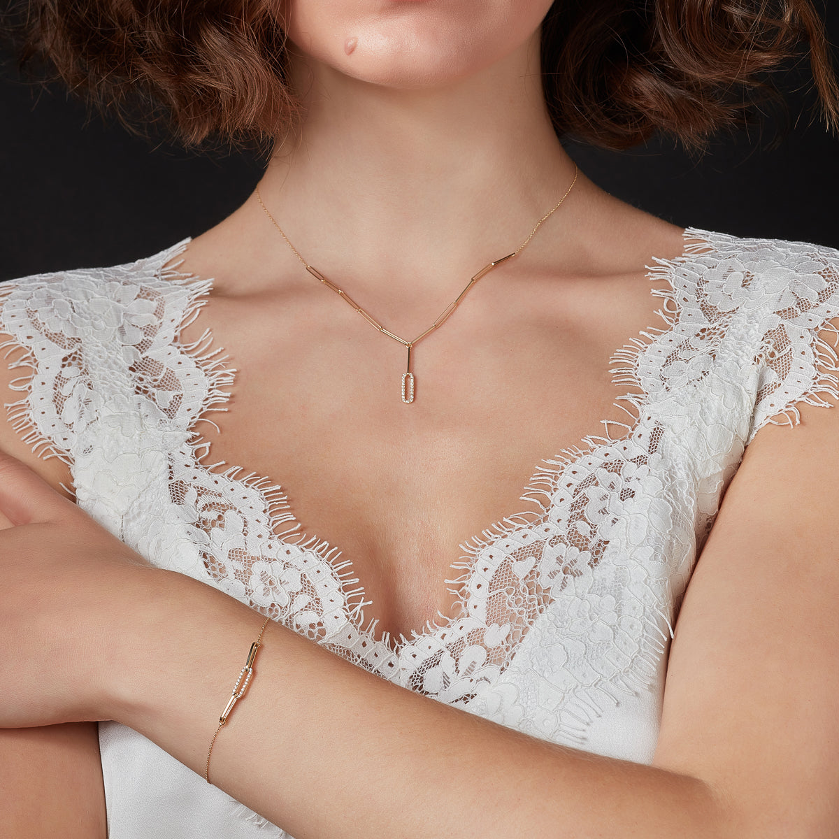 9ct Gold CZ Oval Link Fancy Bracelet GB326