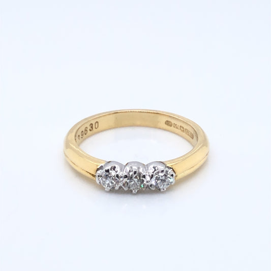 18ct Gold  Diamond Trilogy 0.30ct Ring Z4/3