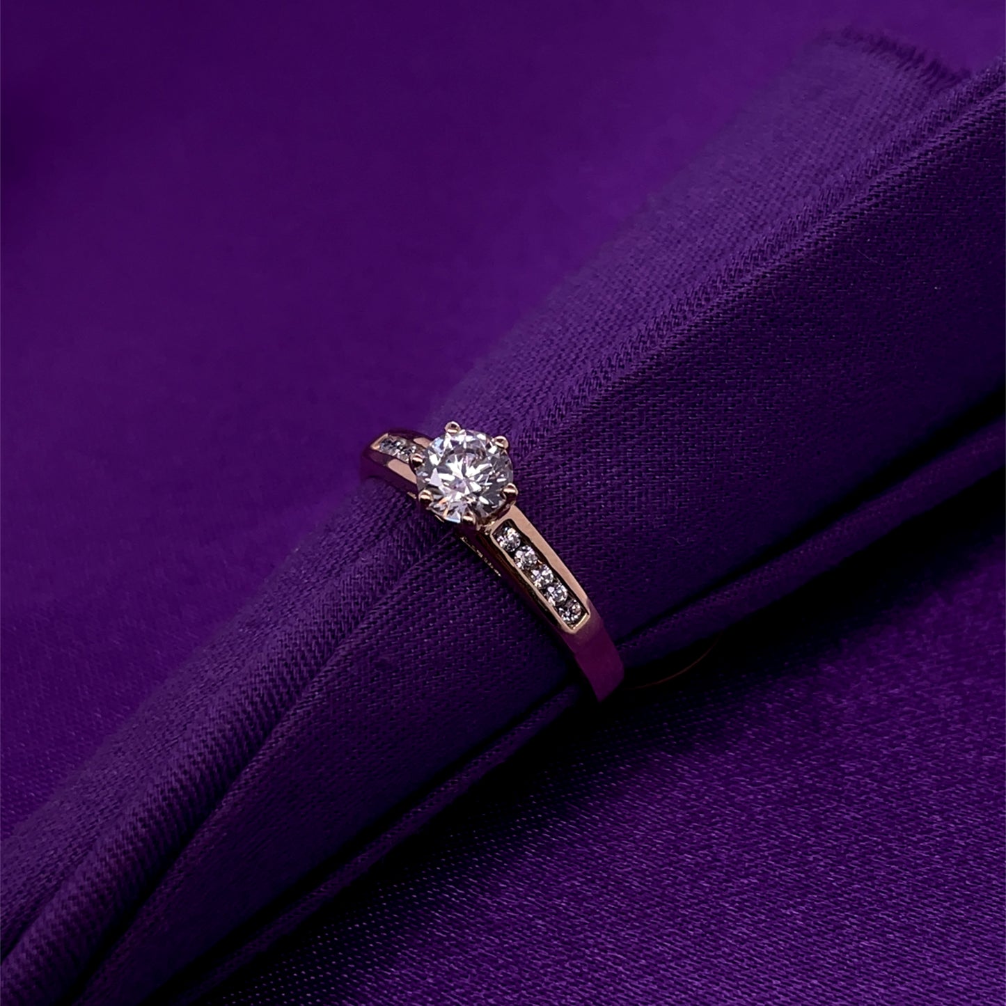 9ct Yellow Gold CZ Solitaire Ring GRZ391