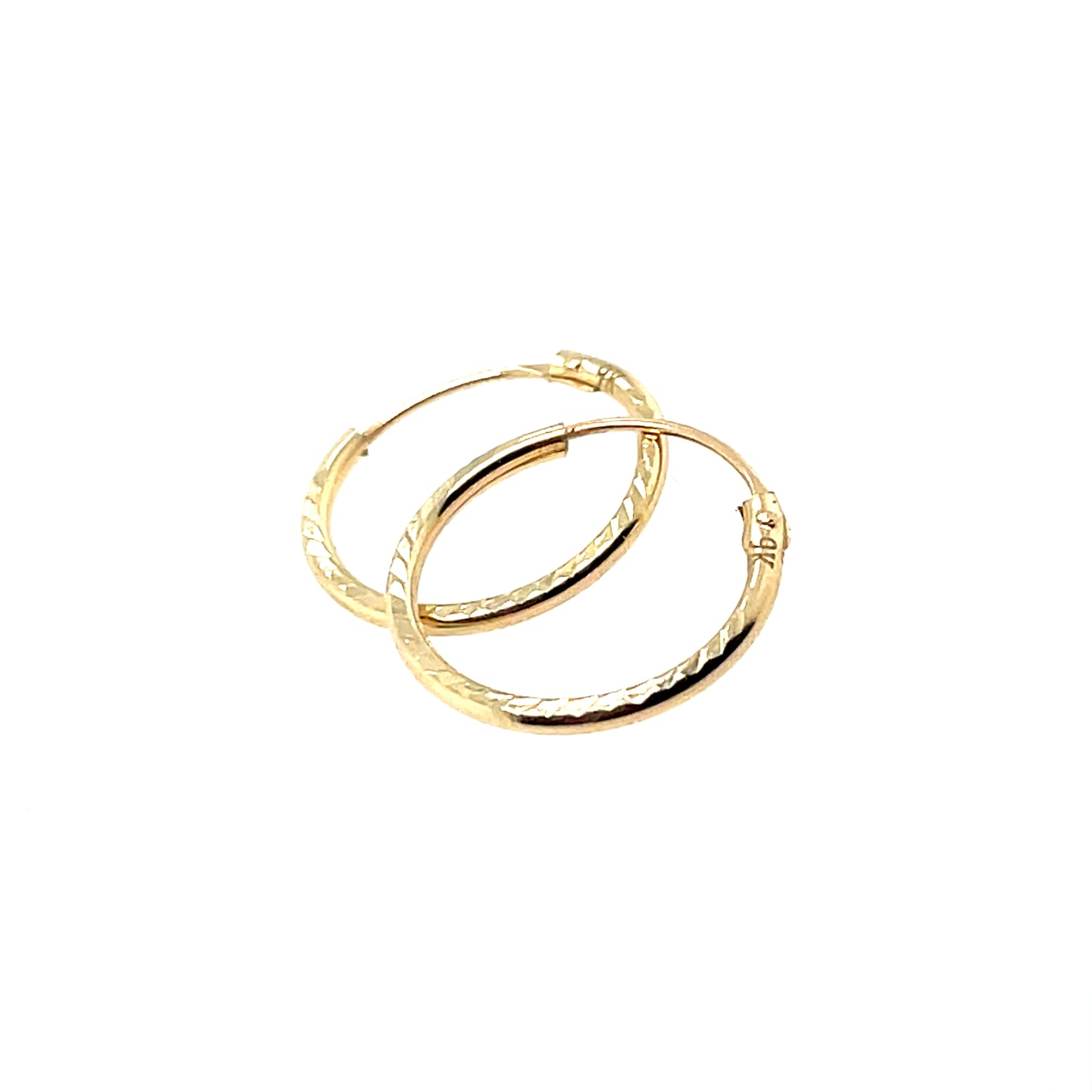 9ct Gold 13mm Diamond-cut Sleeper Earrings GE1074