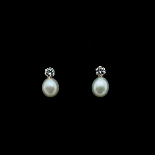 9ct Gold Pearl CZ Stud Earrings GEP373