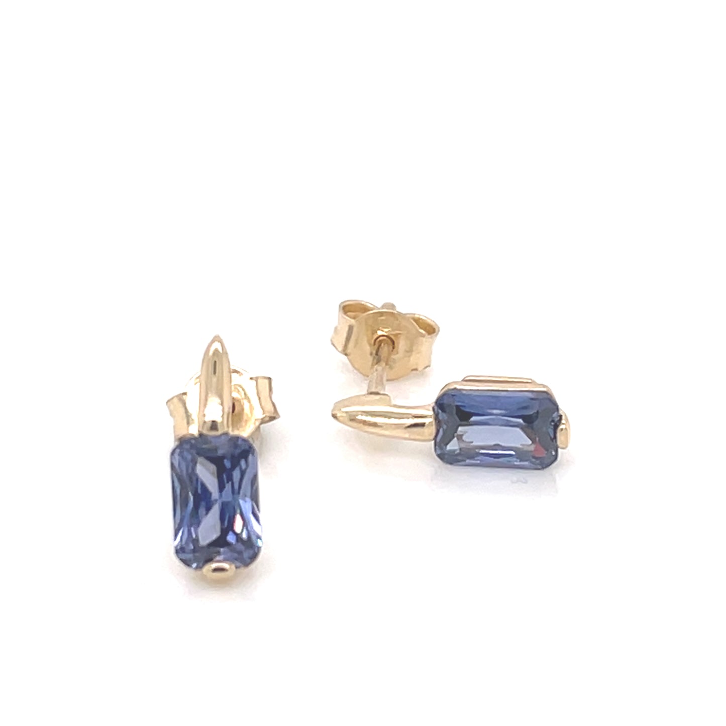 9ct Gold Tanzanite CZ Rectangular Stud Earrings GEX162