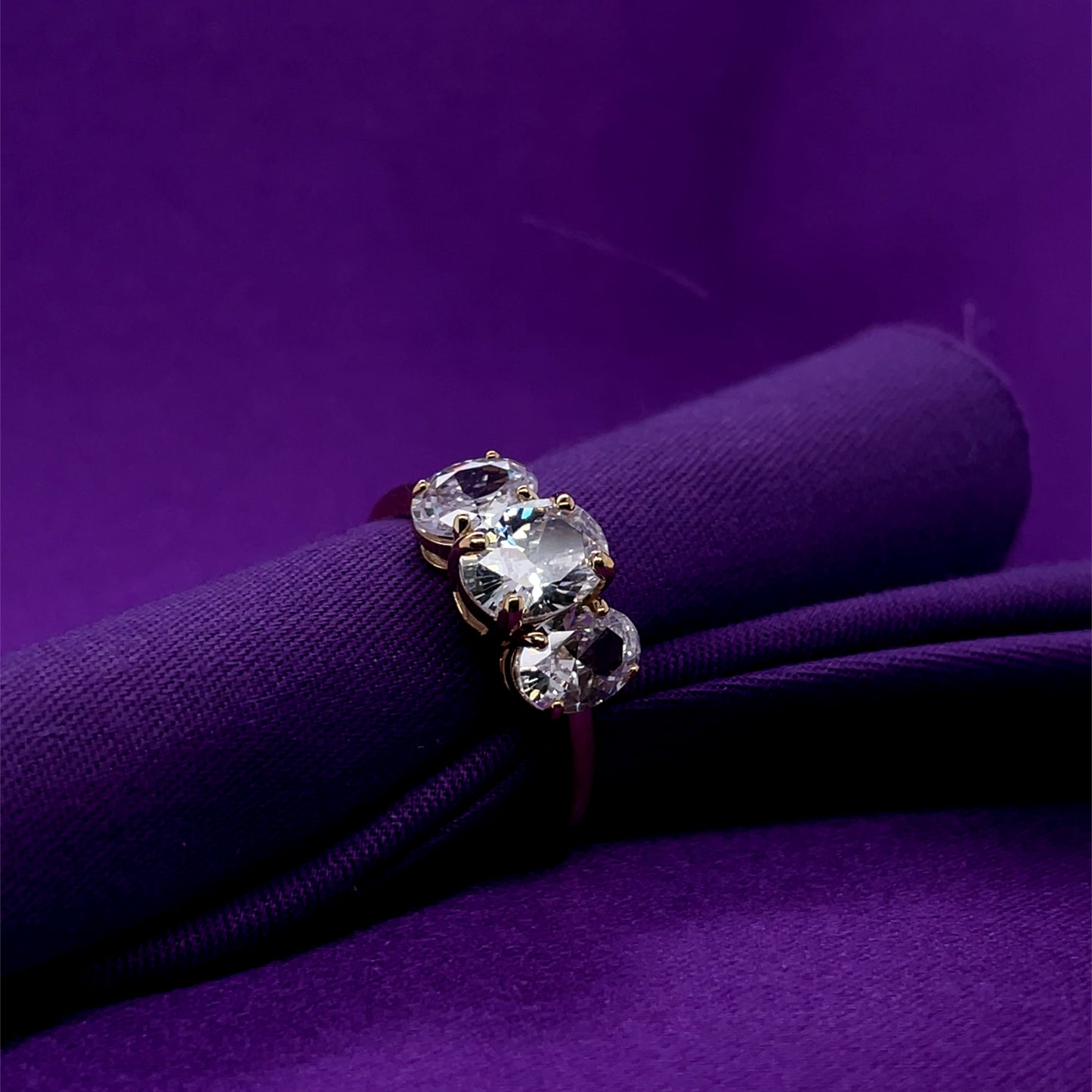 9ct Gold CZ Oval Trilogy Ring GRZ375