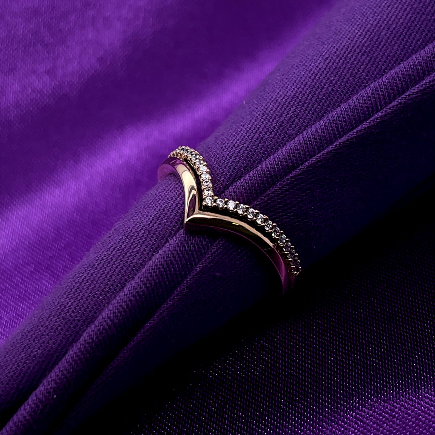 9ct Gold Split Band CZ Wishbone Ring GRA102