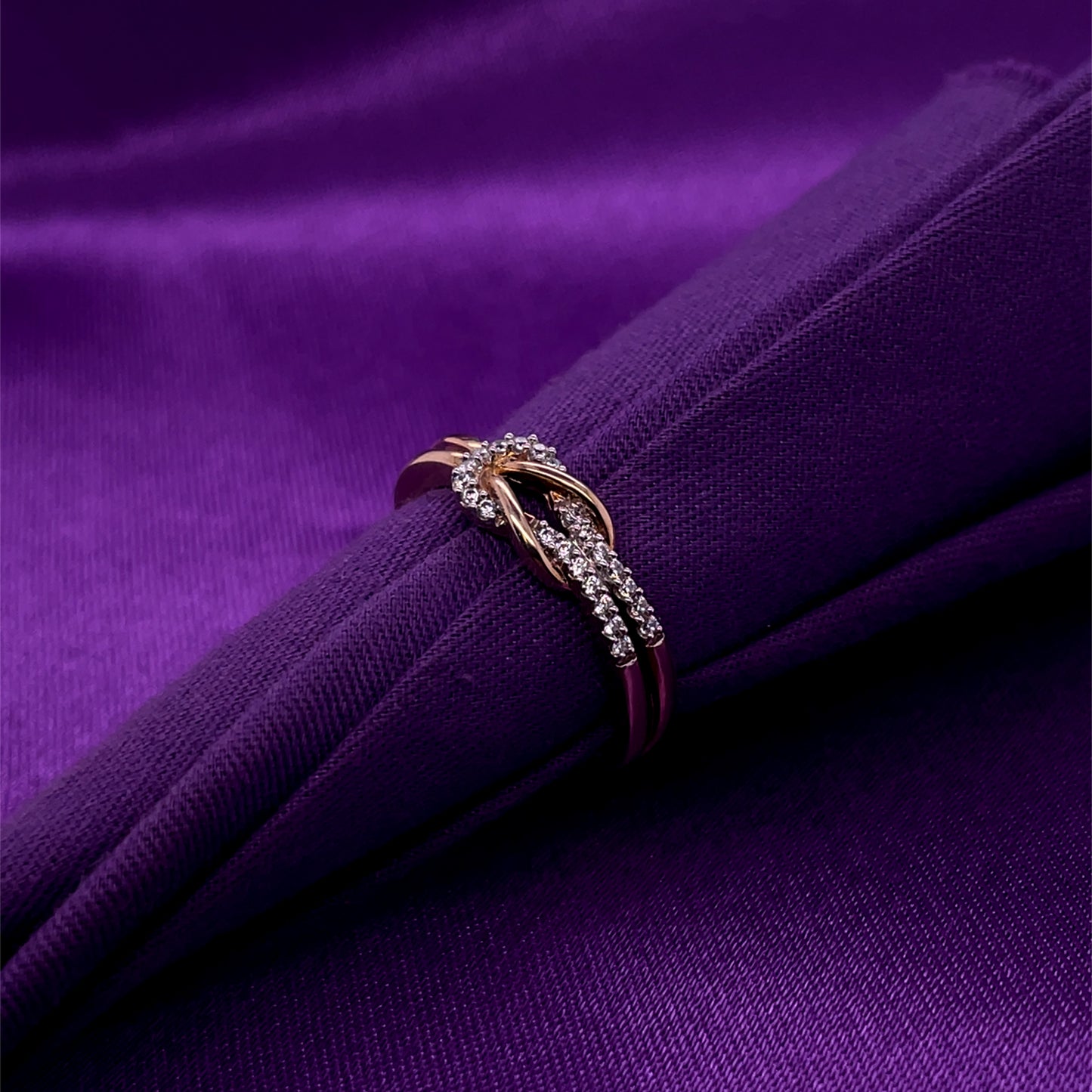 9ct Gold CZ Knot Ring GRZ301