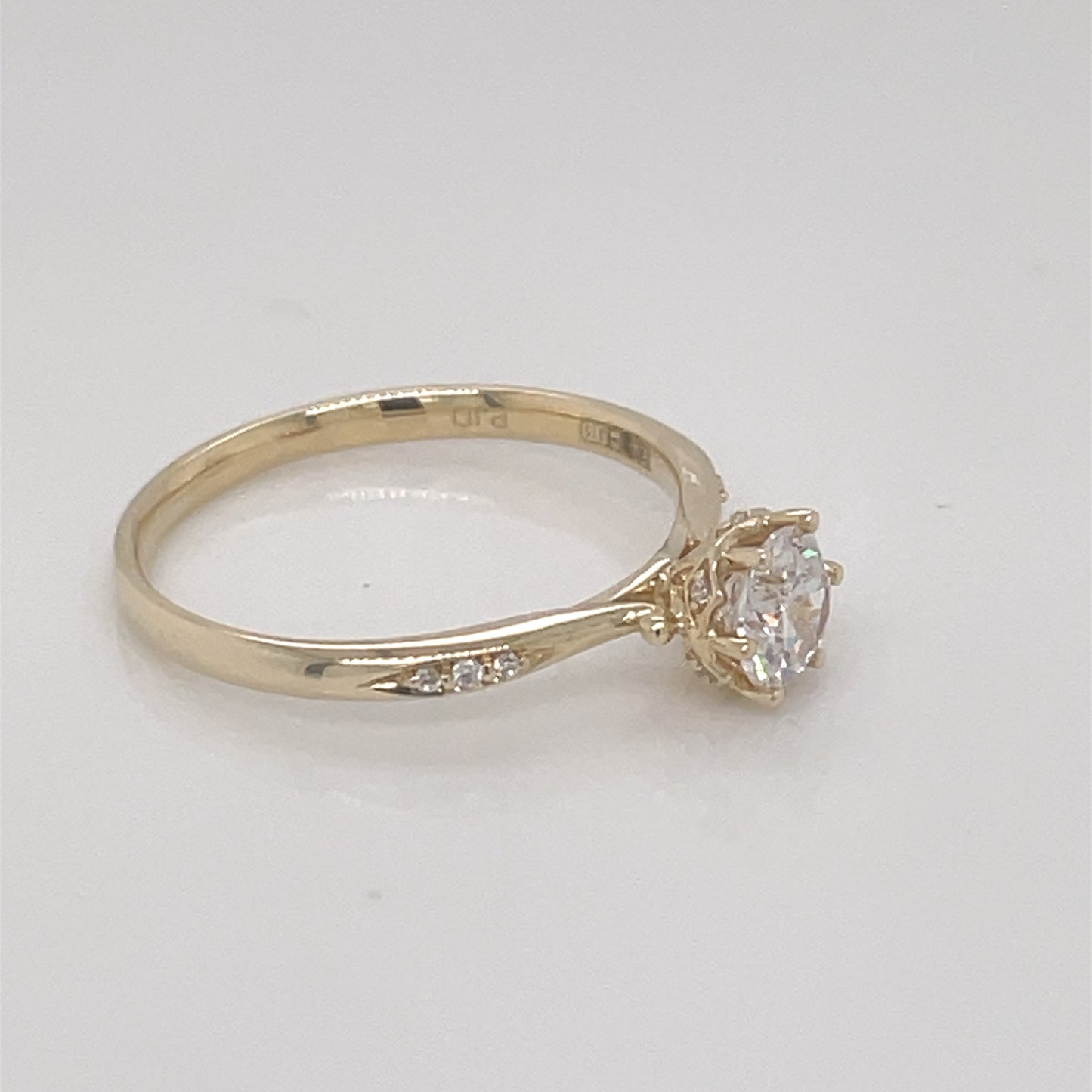 9ct Gold CZ Solitaire Ring GRZ351