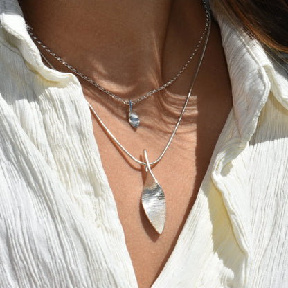 Martina Hamilton Silver Bean Rí Large Pendant BRD3K