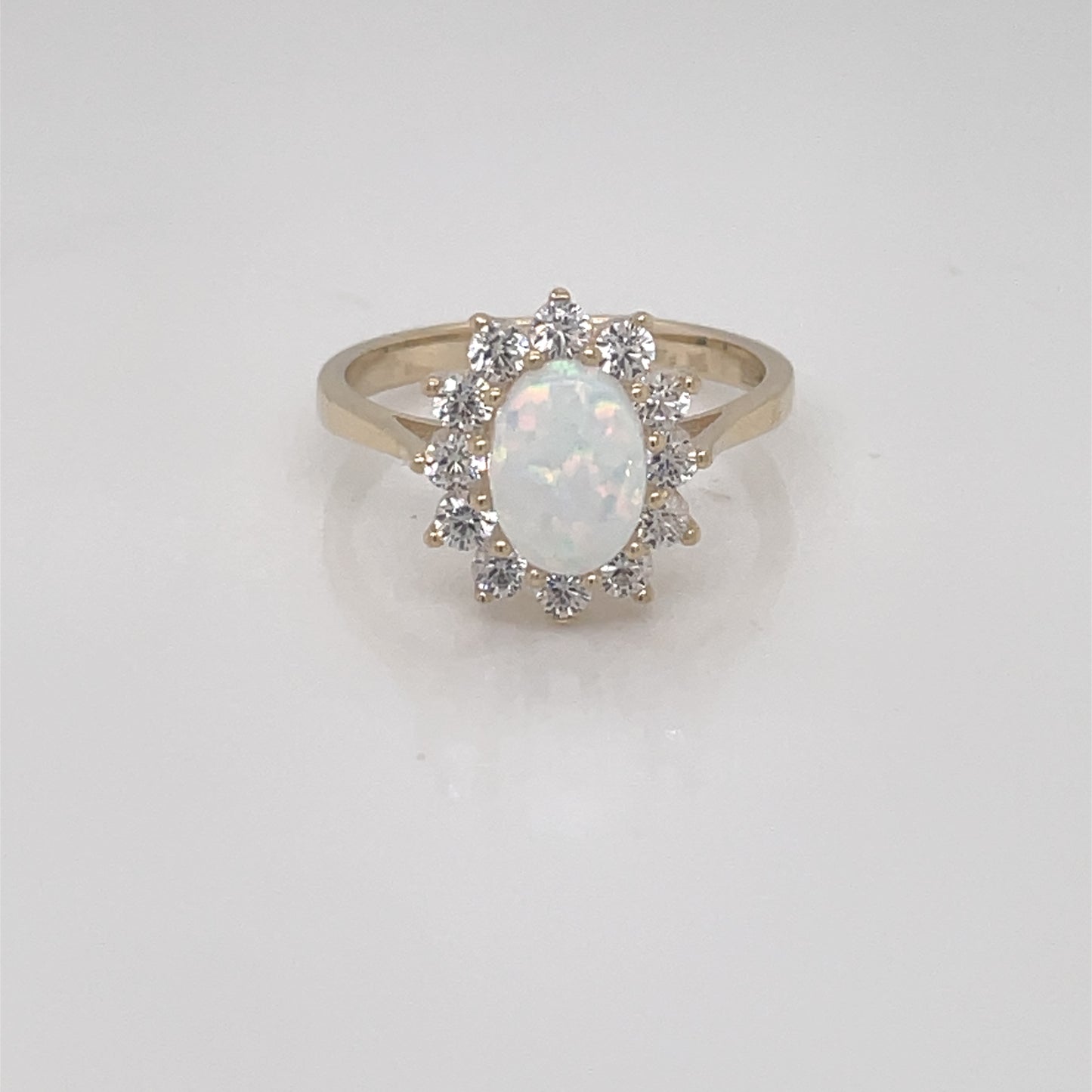 9ct Gold Synthetic Opal & CZ Cluster Ring GRL69