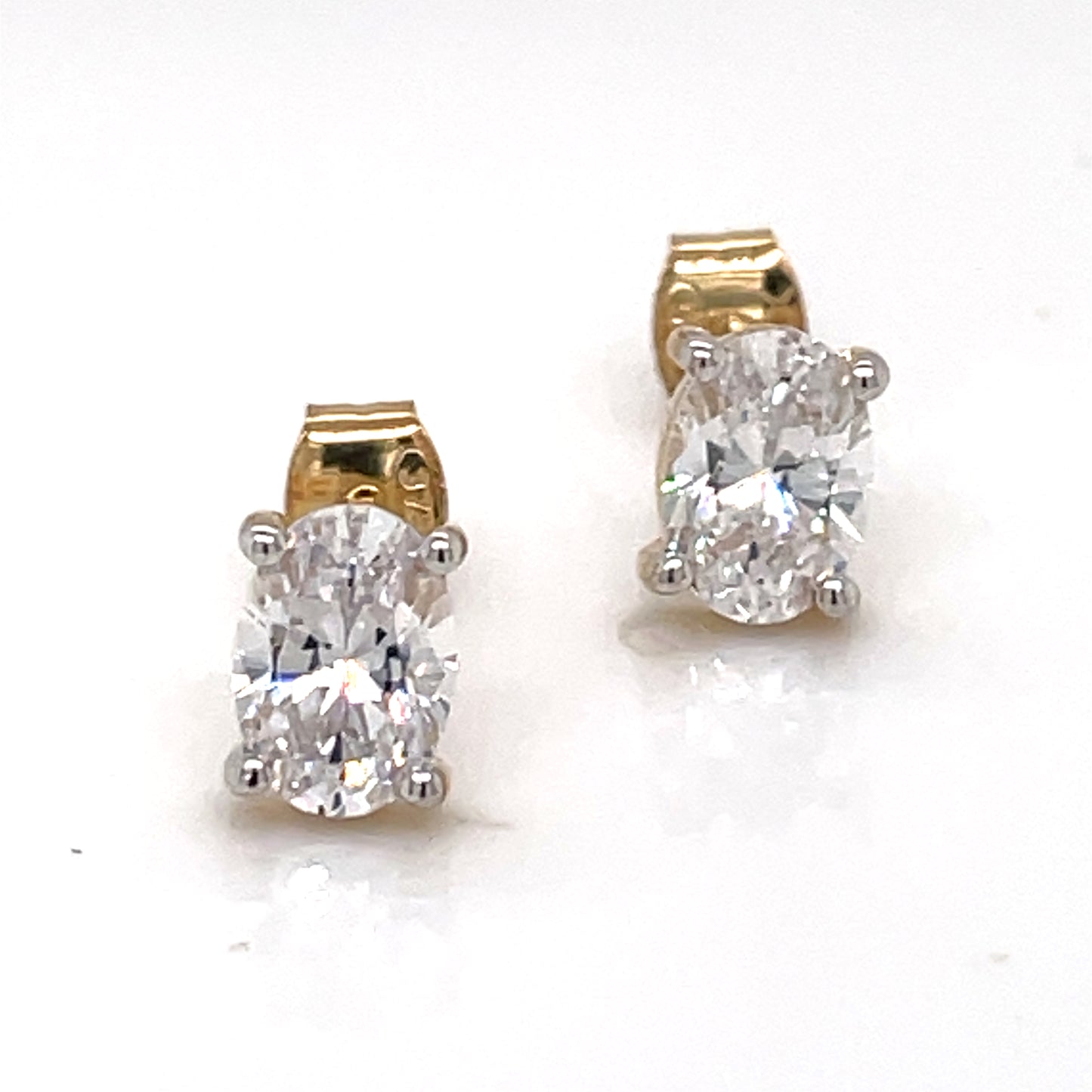 9ct Gold Oval CZ Stud Earrings GEZ708