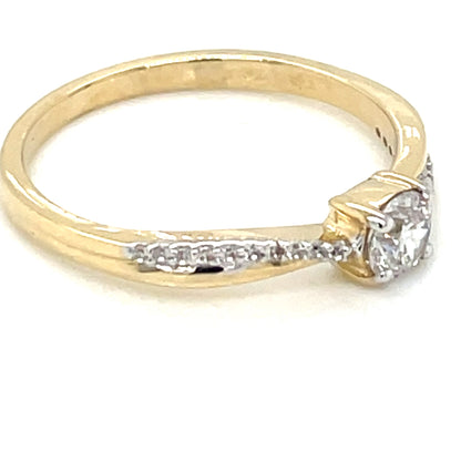 9ct Yellow Gold CZ Crossover Ring GRZ313