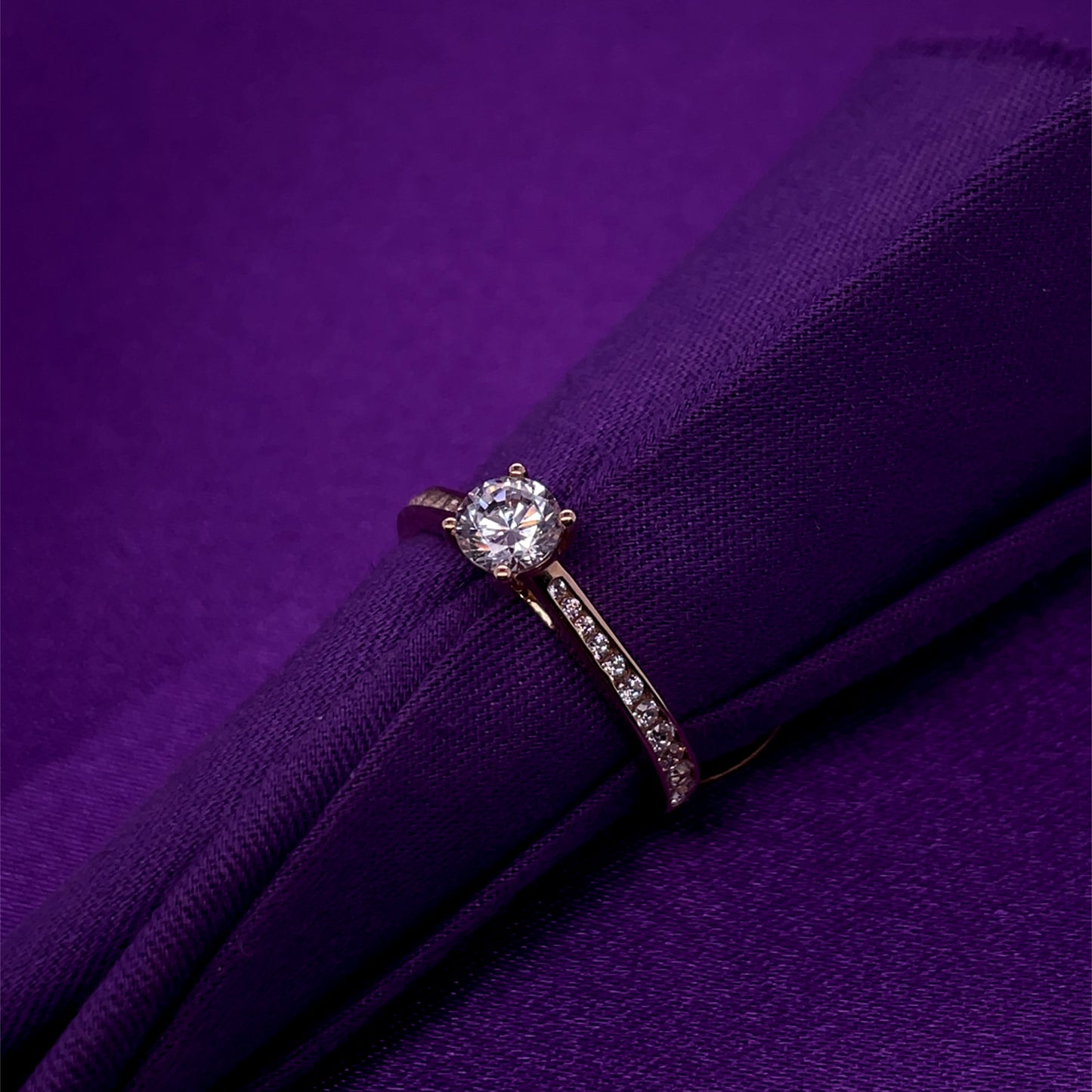 9ct Gold Classic CZ Solitaire Ring GRZ205