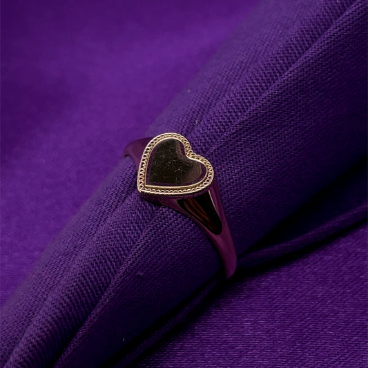 9ct Gold Heart Shaped Signet Ring GR520