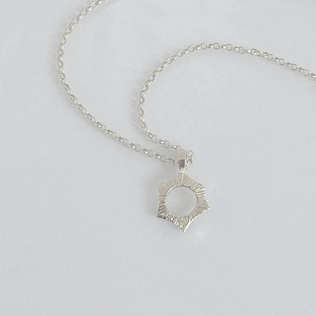Martina Hamilton Ériu Sterling Silver Pendant Small ERA3
