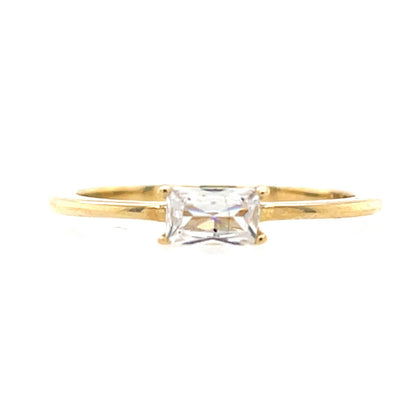 9ct Gold CZ Ring Vogue GRZ342 D