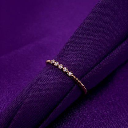 9ct Gold Couronne CZ Ring GRZ380