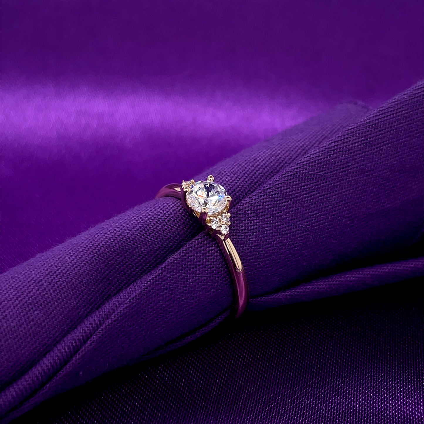 9ct Gold CZ Solitaire Ring GRZ385