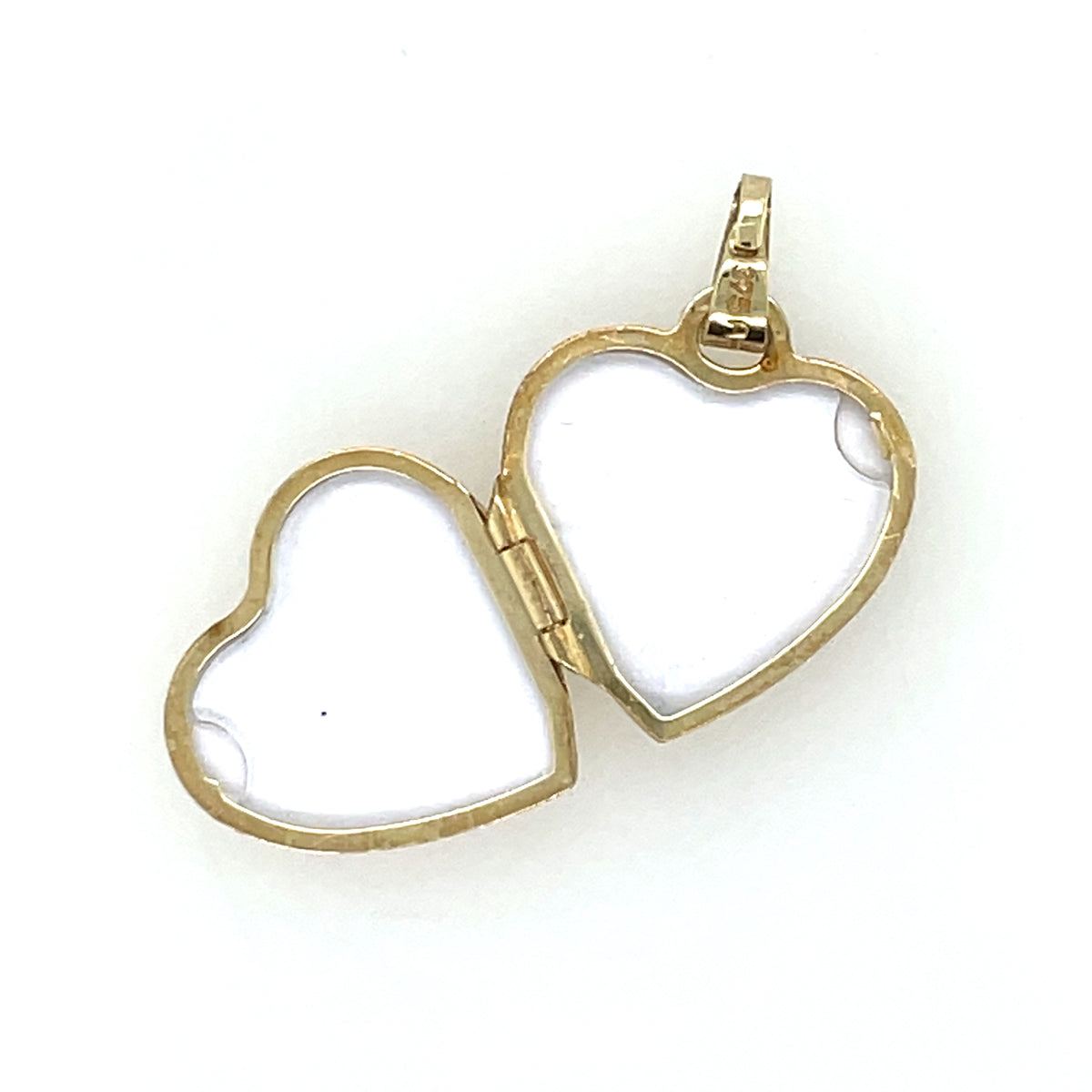 9ct Gold Engraved Heart Locket GL045 D