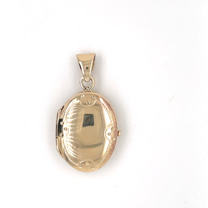 9ct Gold Keepsake Memorial Ashes Locket GL048