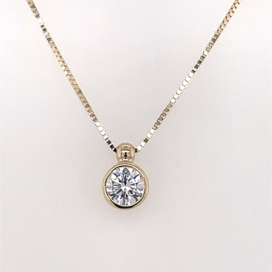 9ct Gold CZ Solitaire Pendant GPZ423