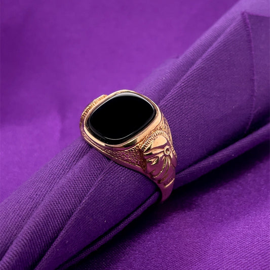 9ct Gold Gents Cushion Onyx Centurion Shoulders Ring GR114