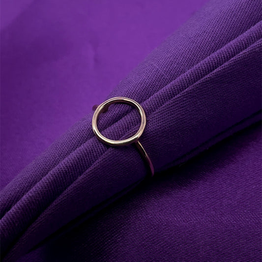9ct Gold Open Circle Ring GR286 D