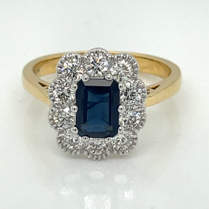 18ct Gold Sapphire & Diamond 0.75ct Rectangular Cluster Ring GRS243