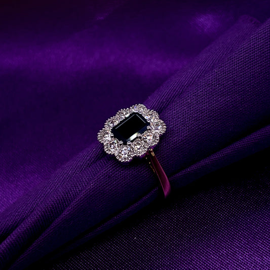 18ct Gold Sapphire & Diamond 0.75ct Rectangular Cluster Ring GRS243