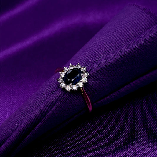 18ct Gold 1.00ct Sapphire & Diamond Cluster Ring GRS126