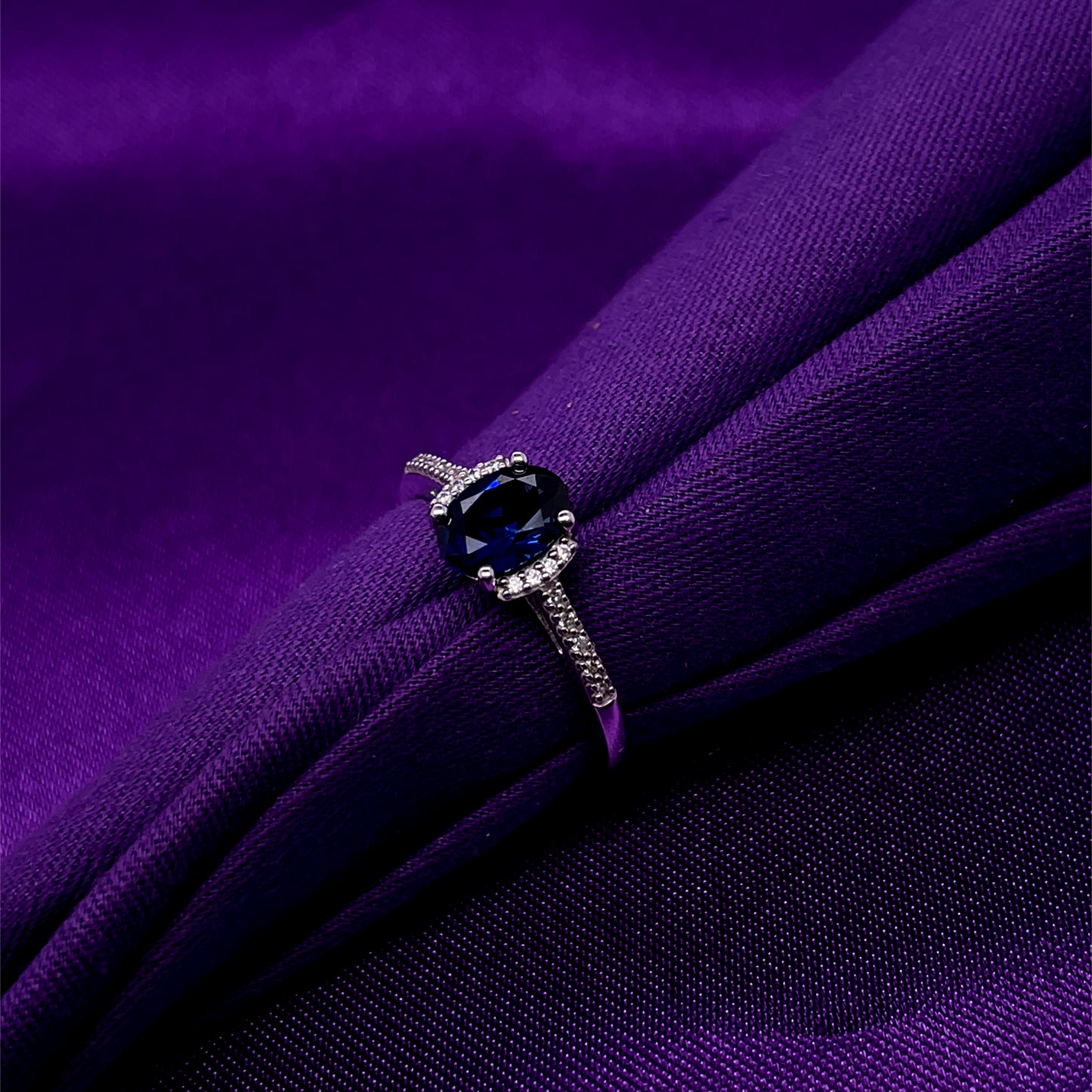 9ct White Gold Created Sapphire & CZ Ring GRS215