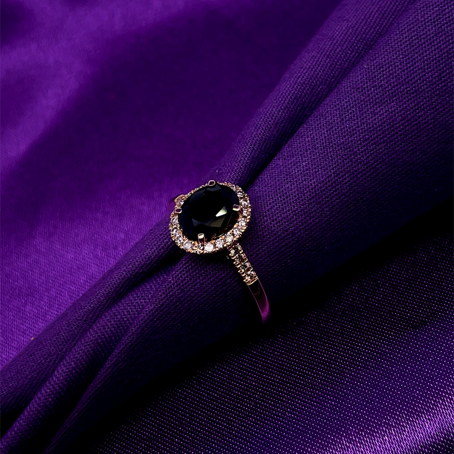 9ct Gold Sapphire & Diamond Halo Ring GRS259