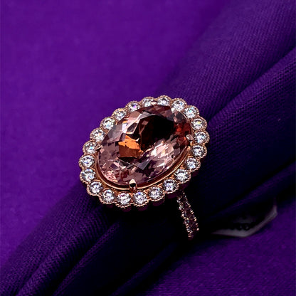 18ct Rose Gold Morganite & Diamond Oval Halo Ring GRX224