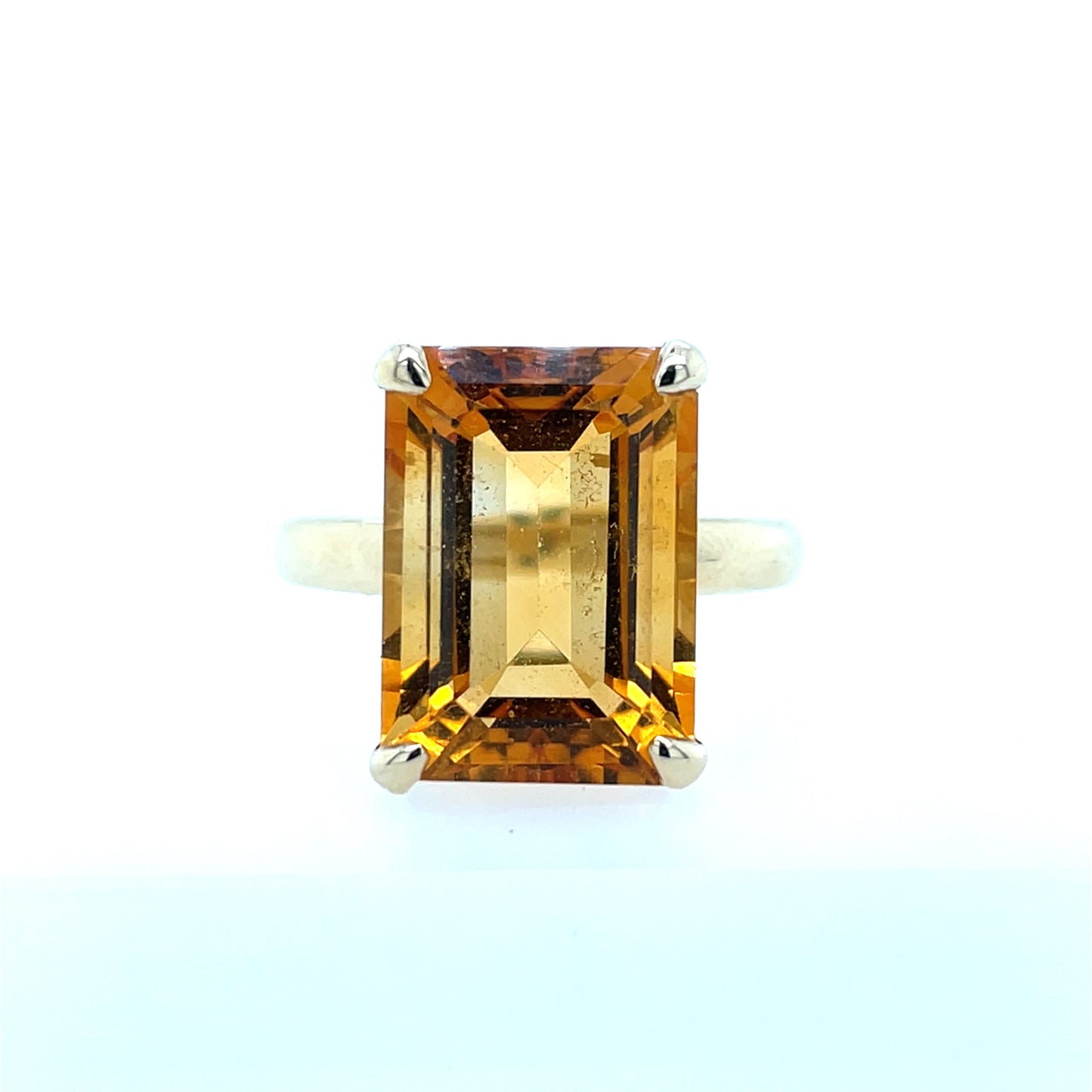 9ct Gold Citrine Cocktail Ring GRX244