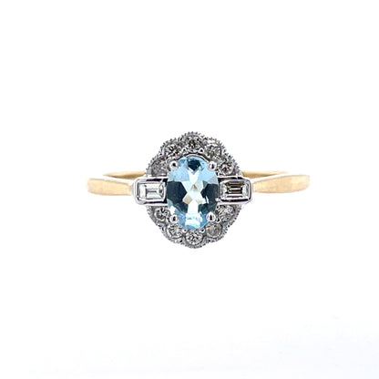9ct Gold Aquamarine & Diamond Oval Vintage Lace Ring GRX247