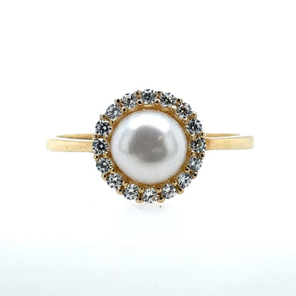 9ct Gold Pearl & CZ Ring GRX261