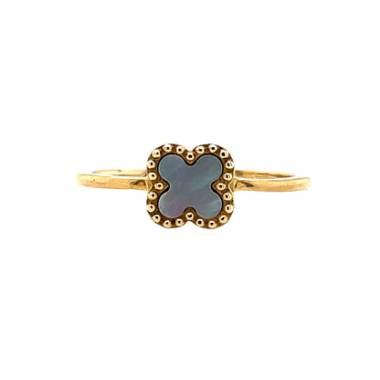 9ct Gold Mother of Pearl Quatrefoil Ring GRX282