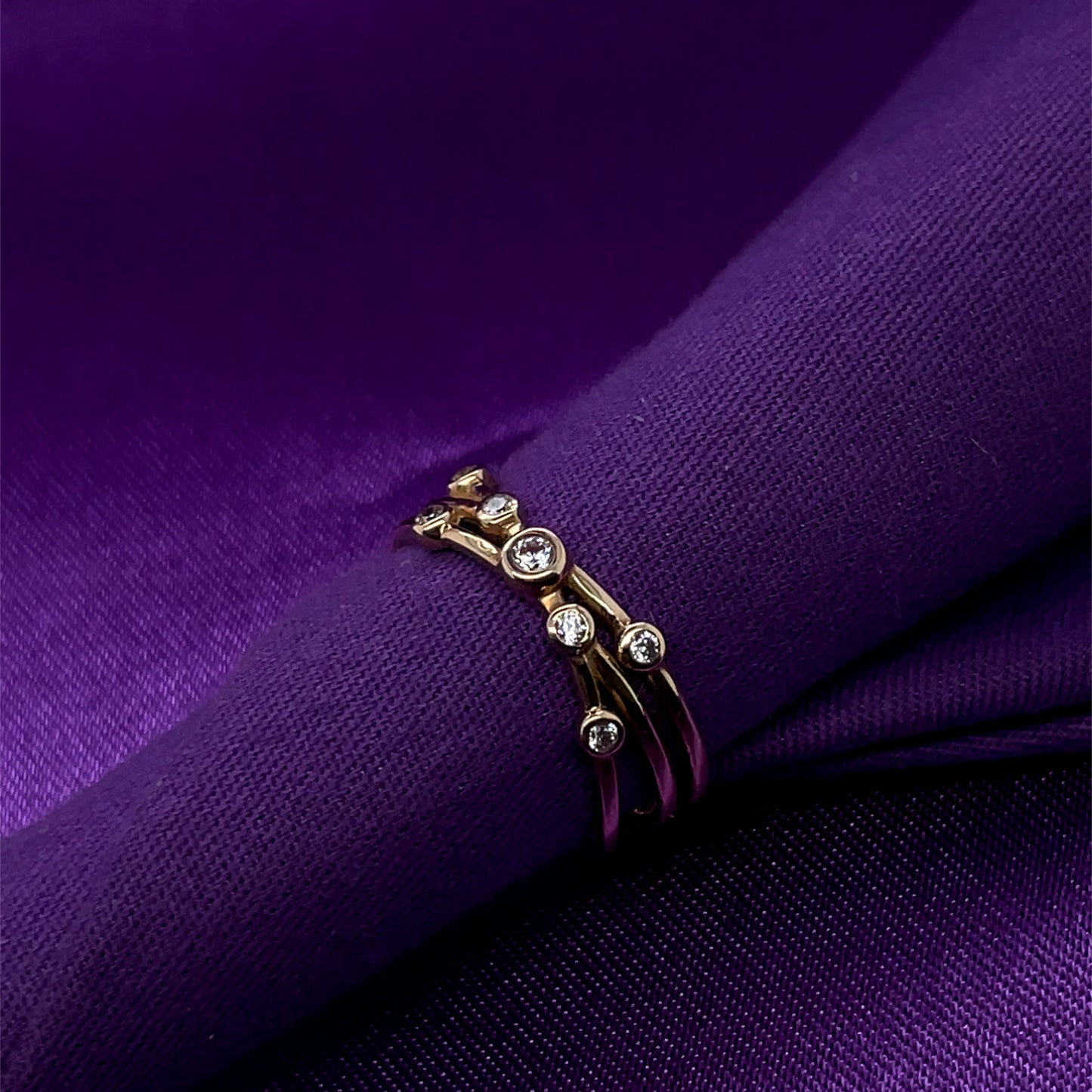 9ct Gold CZ Bubble Crossover Ring GRZ267