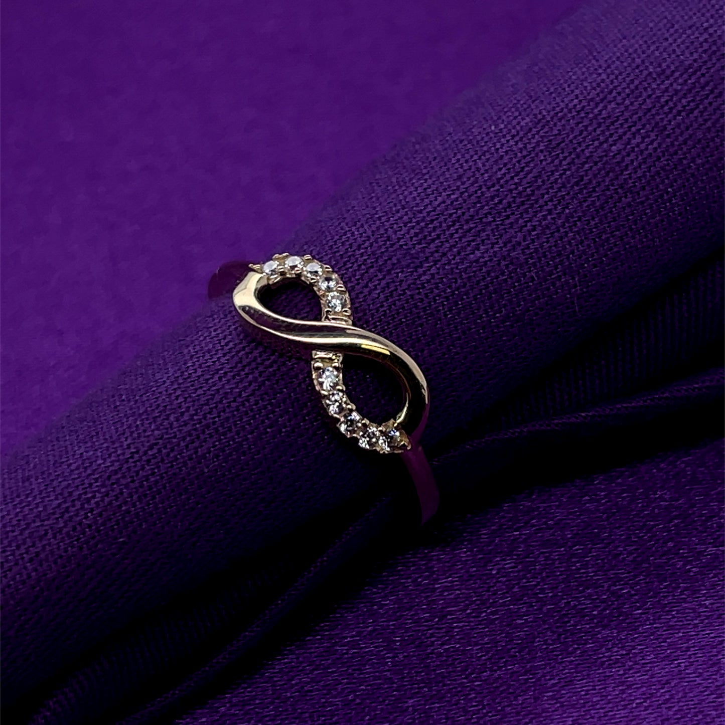 9ct Gold CZ Infinity Ring GRZ393