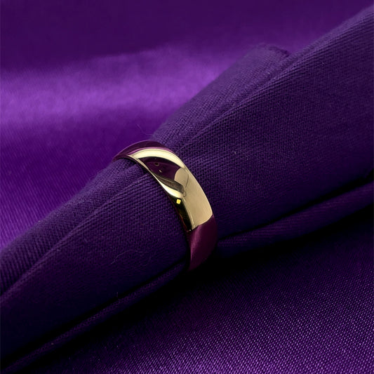 9ct Gold Men's 5mm D-Shape Wedding Ring GW315