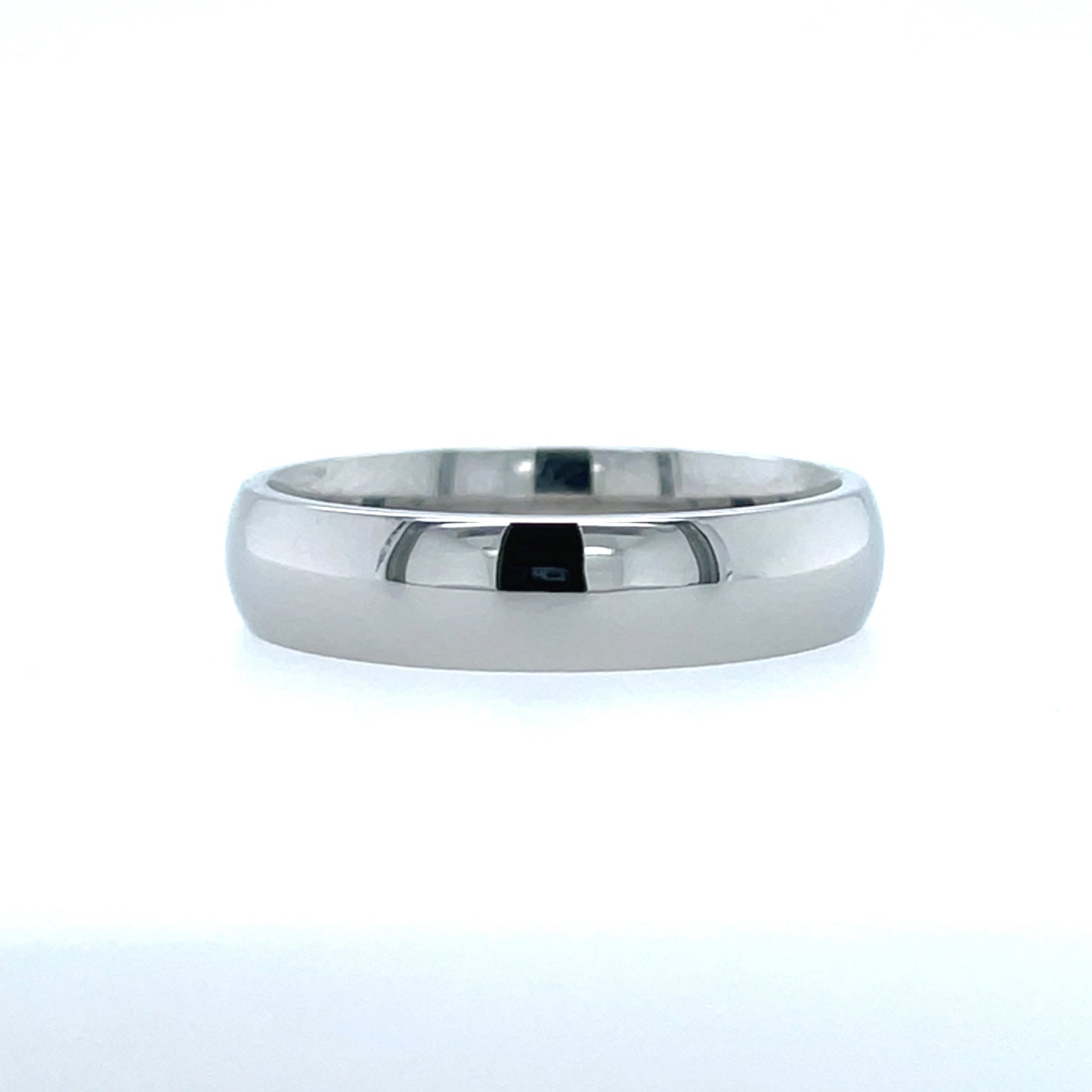 Platinum 600 Men's 5mm Heavy Court Wedding Ring PW020