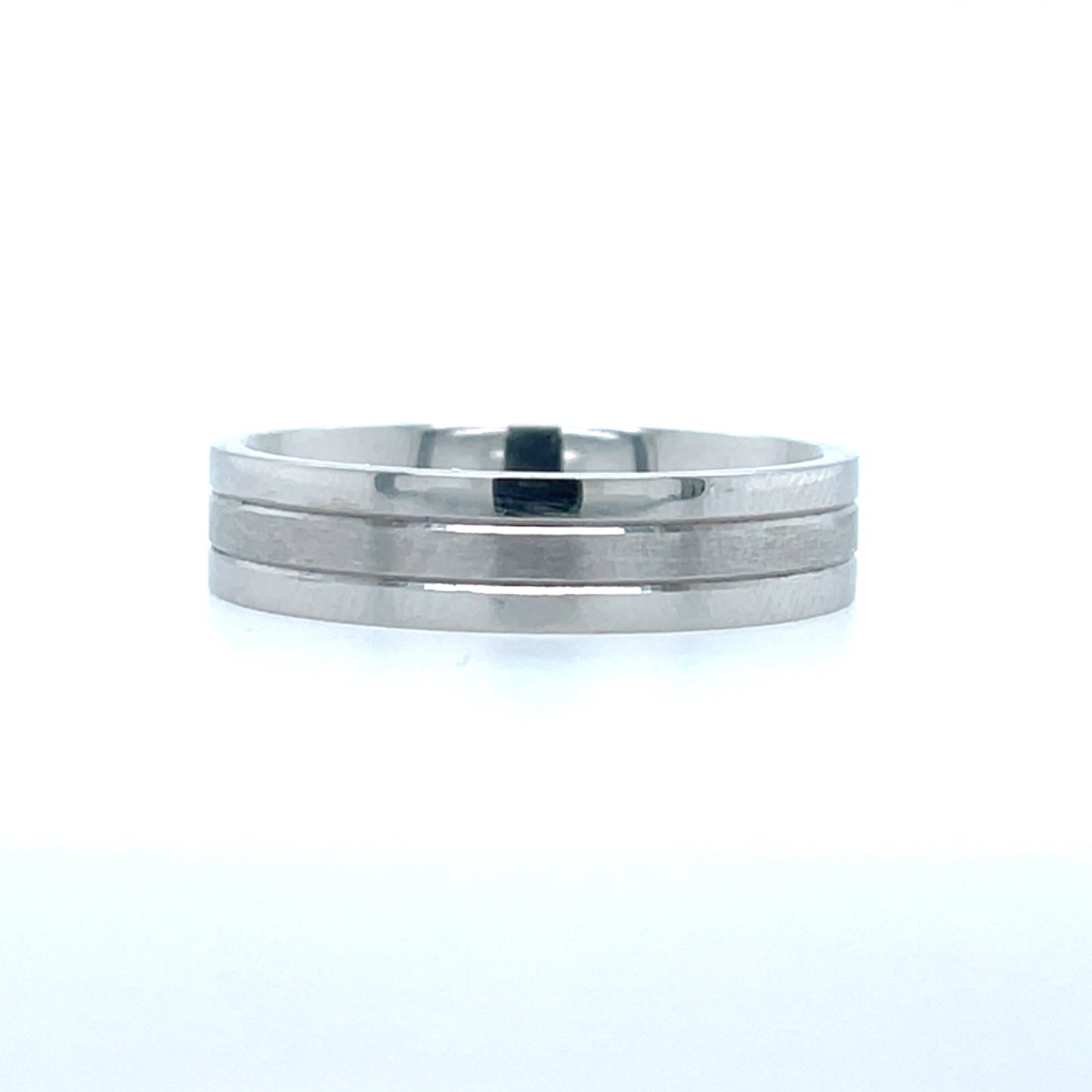 Platinum 600 Men's 5mm Heavy Easi-fit Wedding Ring PW024