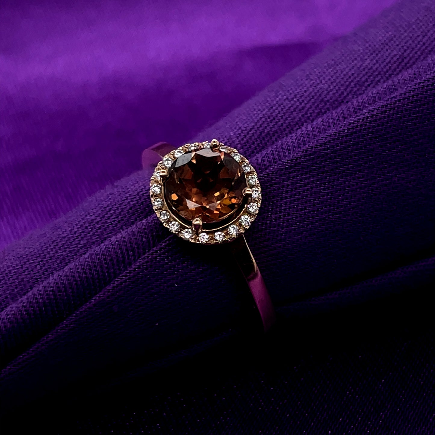 9ct Gold Tourmaline & Diamond Halo Ring GRX217